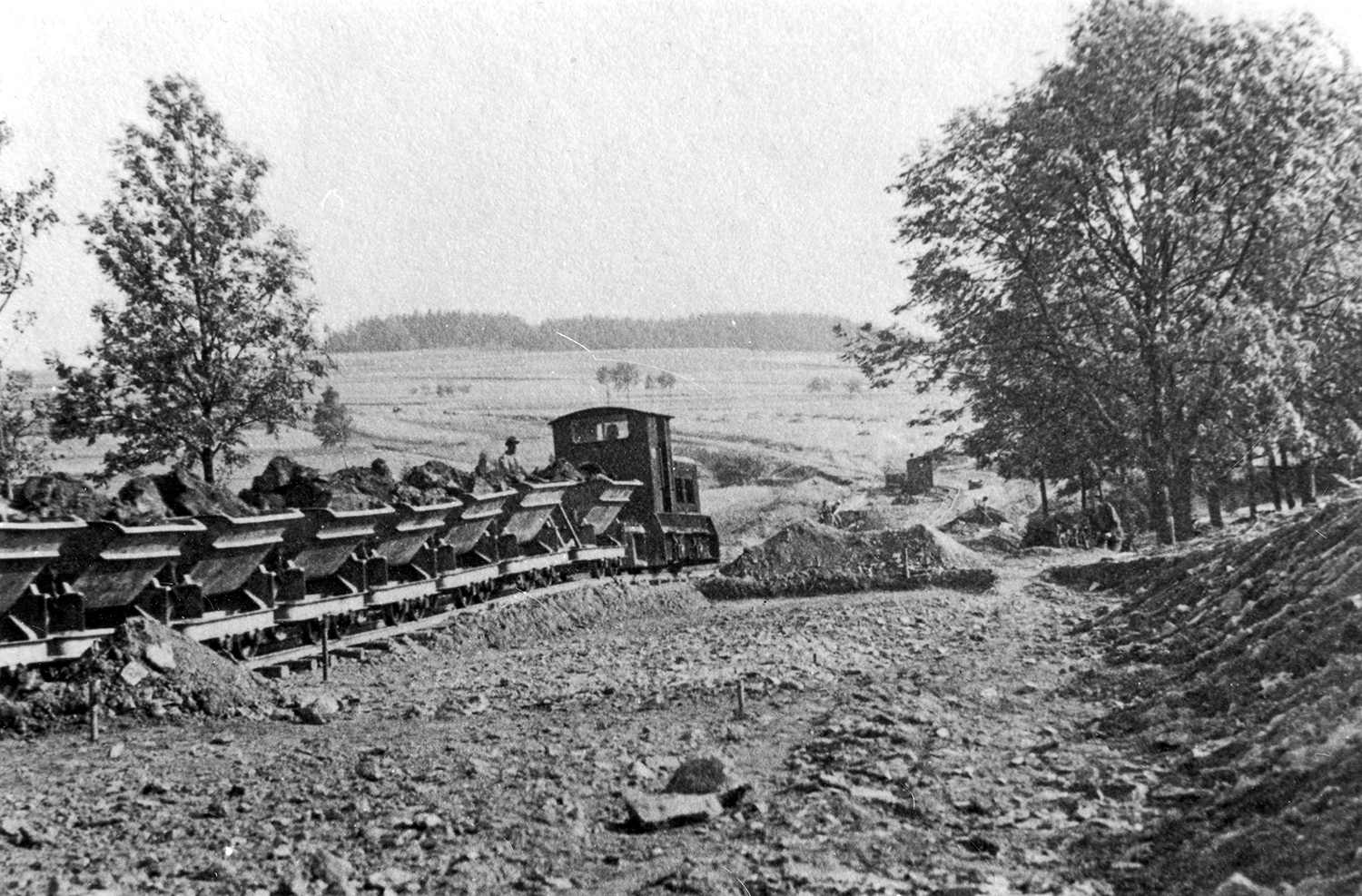 Wildenreuth, Lorenbahn beim Straßenbau